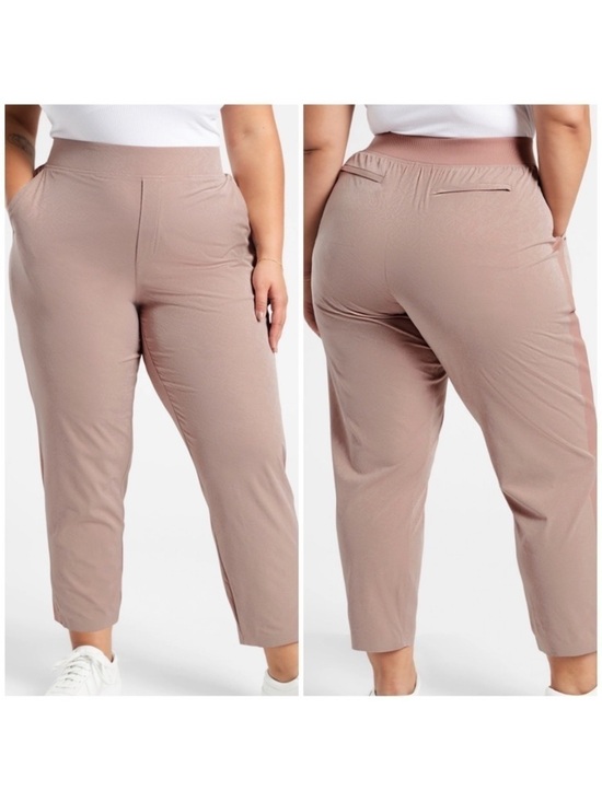 Athleta Pants - Athleta Brooklyn Textured Jogger Pants in Grain Camo Mocha Latte